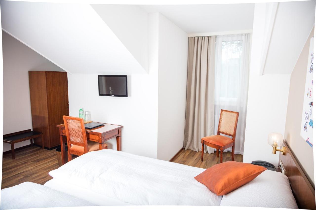 Hotel De Chailly Монтрьо Екстериор снимка