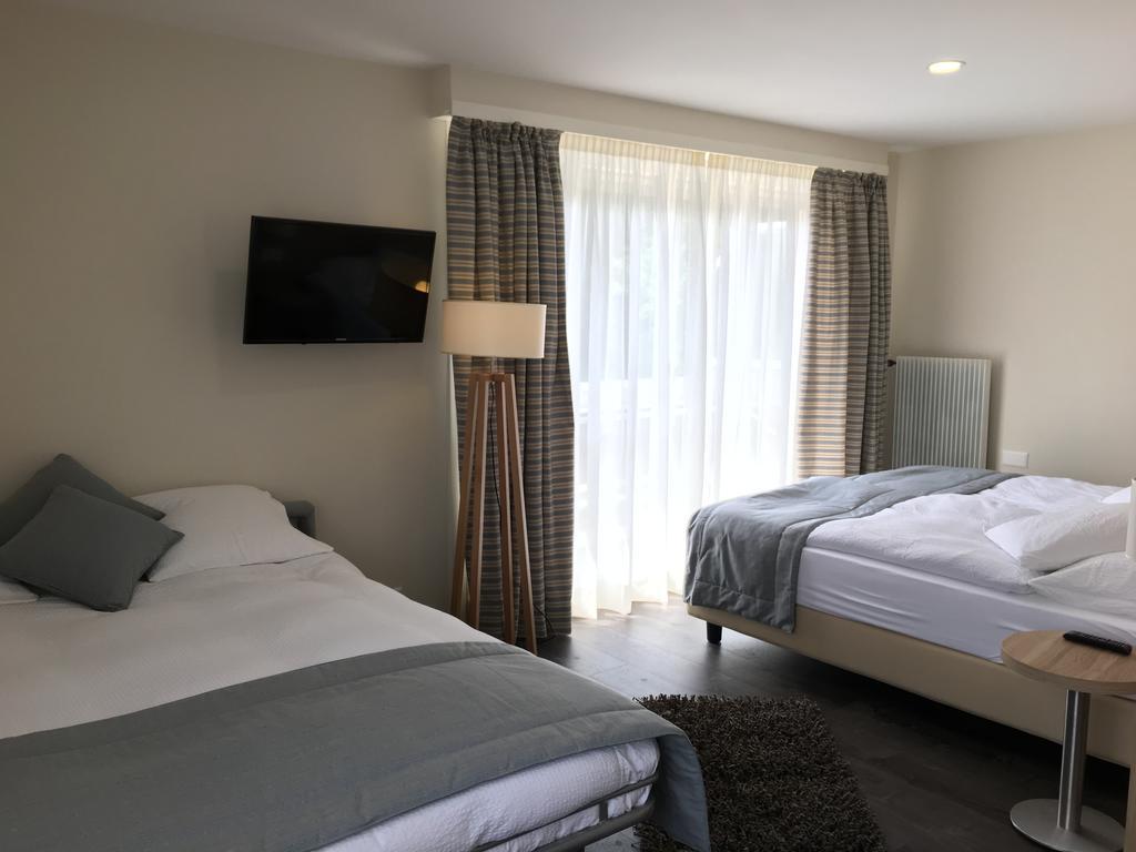 Hotel De Chailly Монтрьо Екстериор снимка